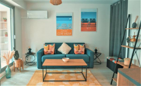 Cosy & Modern Flat with Garden, Sea front & Parking